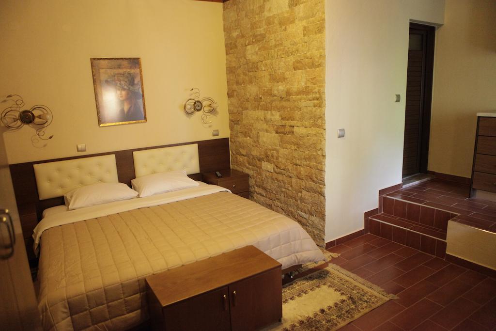 Xenonas Platia Apartment Loutraki  Bilik gambar