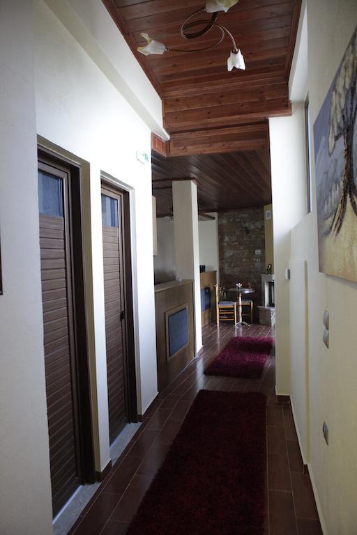 Xenonas Platia Apartment Loutraki  Luaran gambar