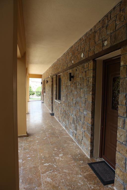Xenonas Platia Apartment Loutraki  Luaran gambar