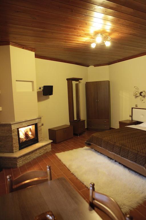 Xenonas Platia Apartment Loutraki  Luaran gambar